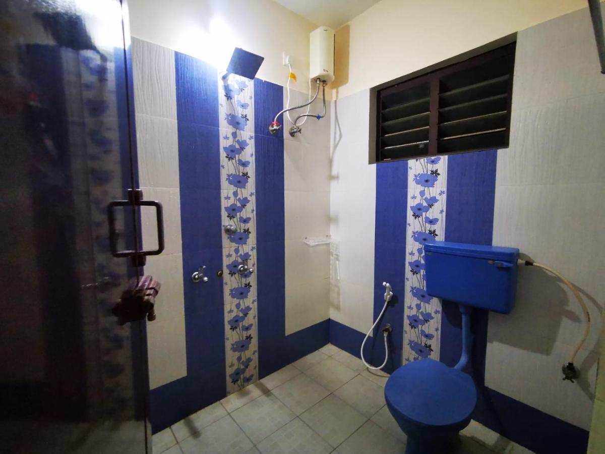 J2 Home Stay - Luxury Homes With Caravan Services Тривандрум Экстерьер фото